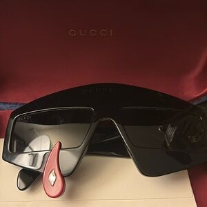 Gucci Red & Black Tear Drop Sunglasses
Rare Item